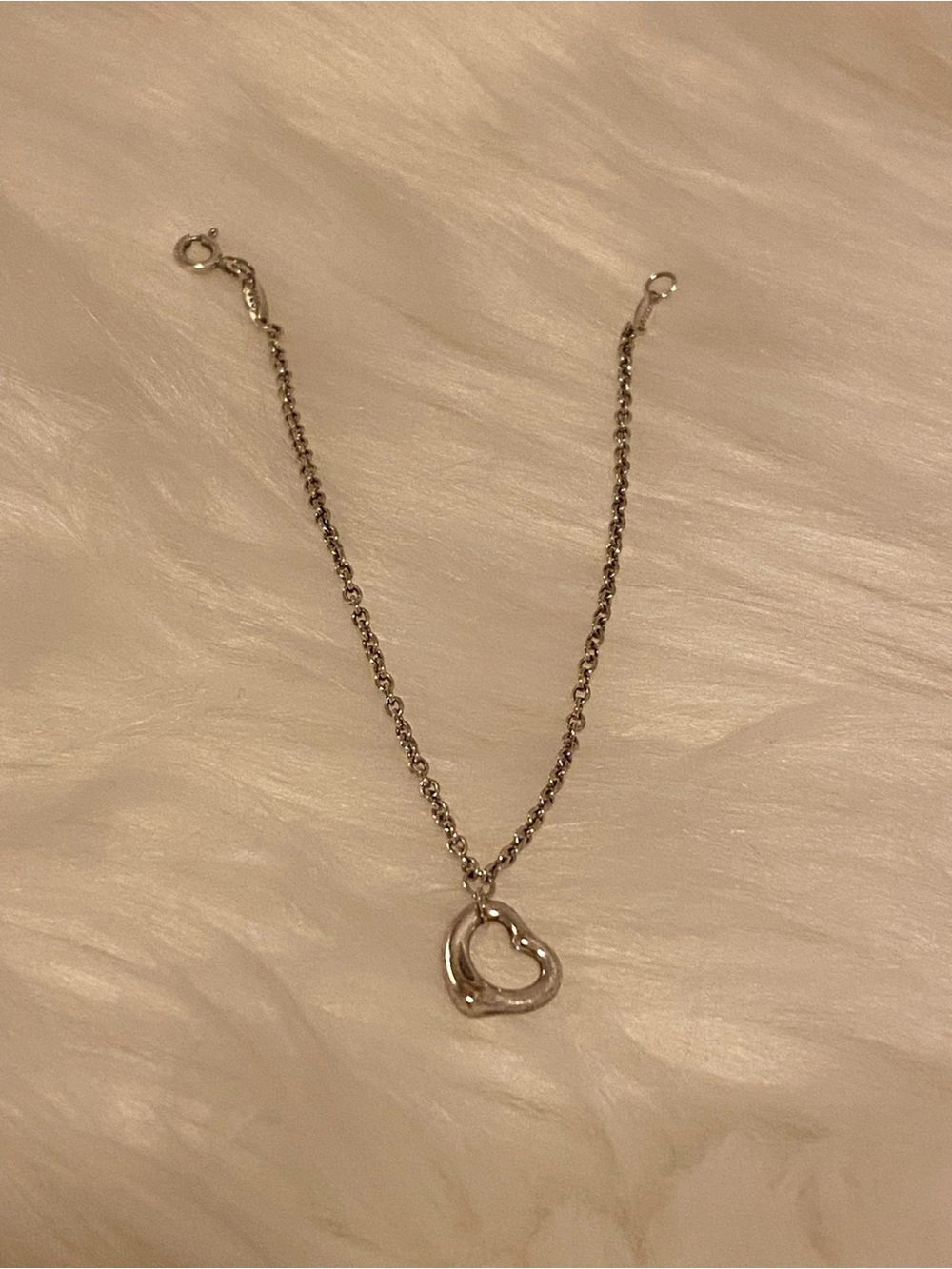 🤩HARD TO FIND🤩
100% Authentic Elsa Peretti Open Heart Bracelet, 11mm heart